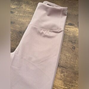 NWOT Taupe Capri Leggings